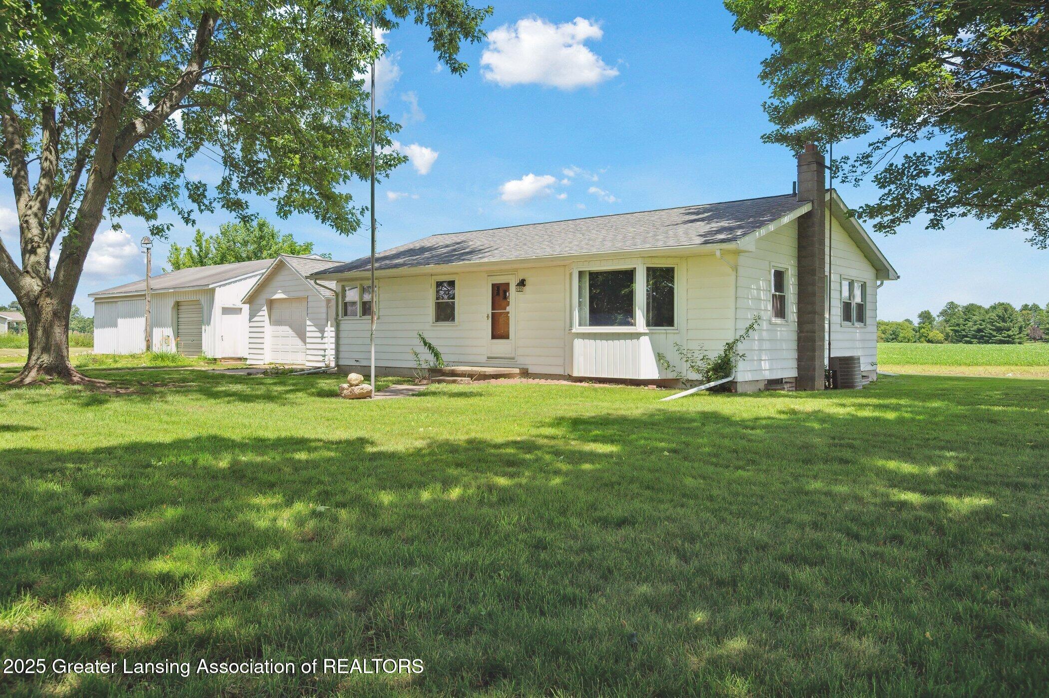 7125 Peck Road Eaton Rapids, MI 48827 - Photo 3 of 43 7125-Peck-Rd-Eaton-Rapids-MI-48827-Windo