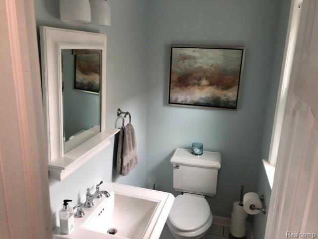 3835 Cumberland Road Berkley, MI 48072 - Photo 31 of 38