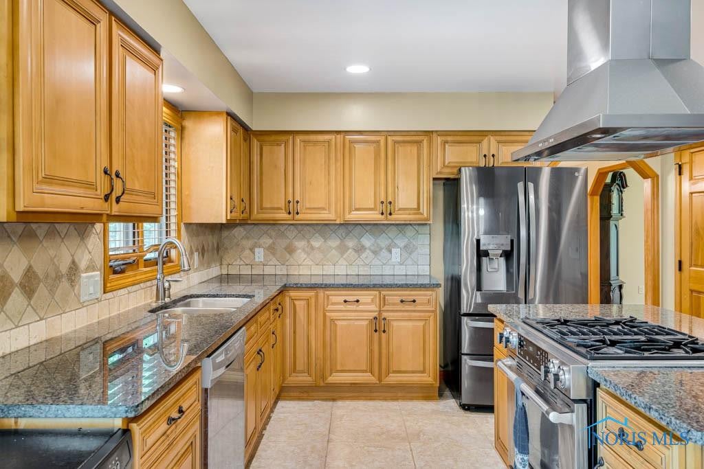 9551 Sheffield Road Perrysburg, OH 43551 - Photo 2 of 5 Gallery Image 2