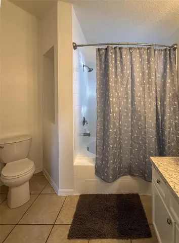 $284,900 | 1012 Mayfair Street, Eustis, FL 32726