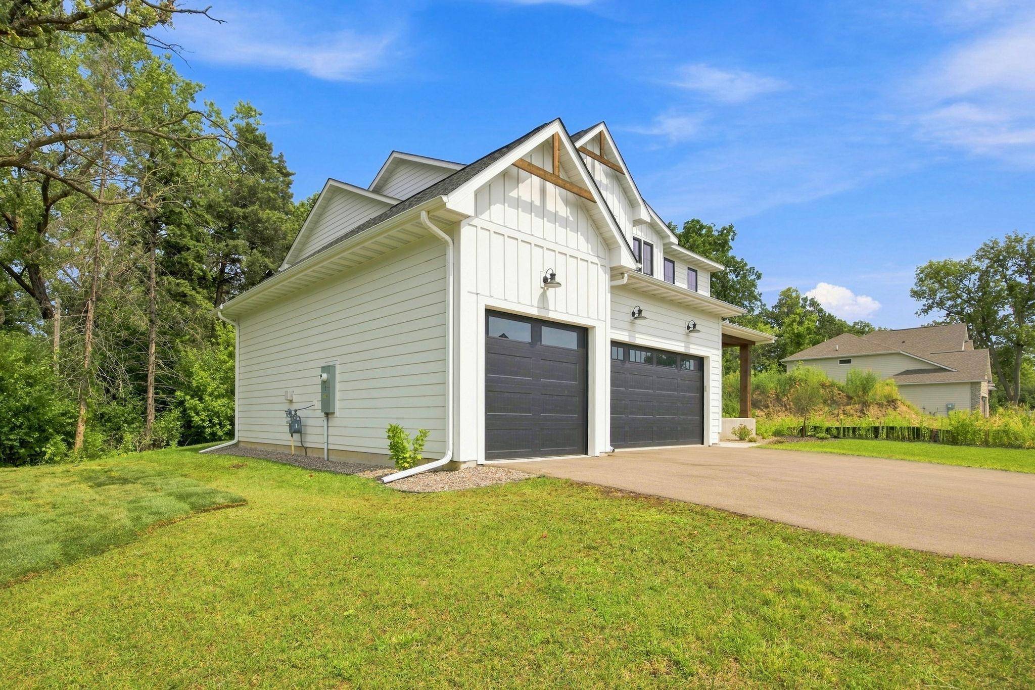 2415 Laurie Road West Roseville, MN 55113 - Photo 55 of 61 Gallery Image 55