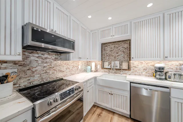 $475,000 | 3842 Edgewater Drive, Tallahassee, FL 32310