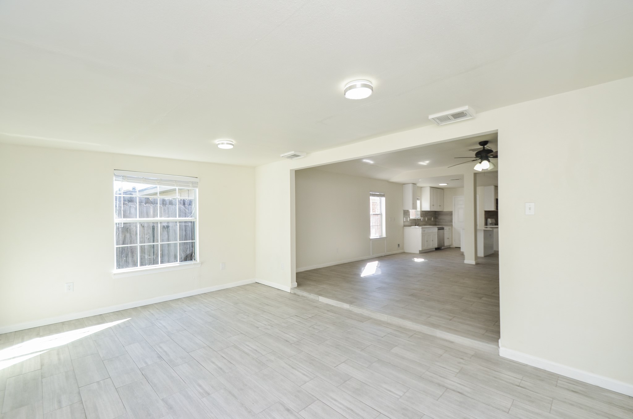 17614 Sundrop Lane Houston, TX 77084 - Photo 4 of 32