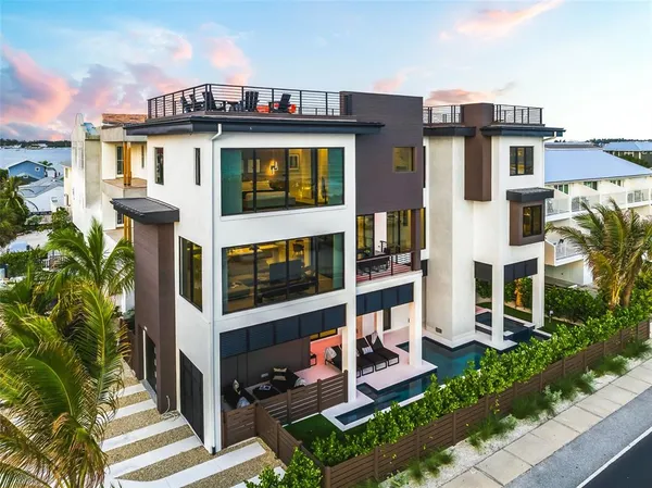 $6,495,000 | 101 7th Street South, Bradenton Beach, FL 34217