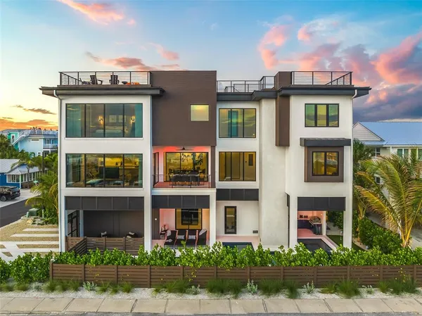$6,495,000 | 101 7th Street South, Bradenton Beach, FL 34217