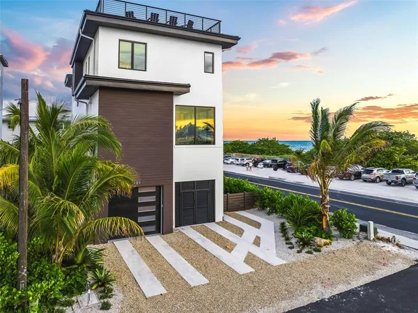 $6,495,000 | 101 7th Street South, Bradenton Beach, FL 34217
