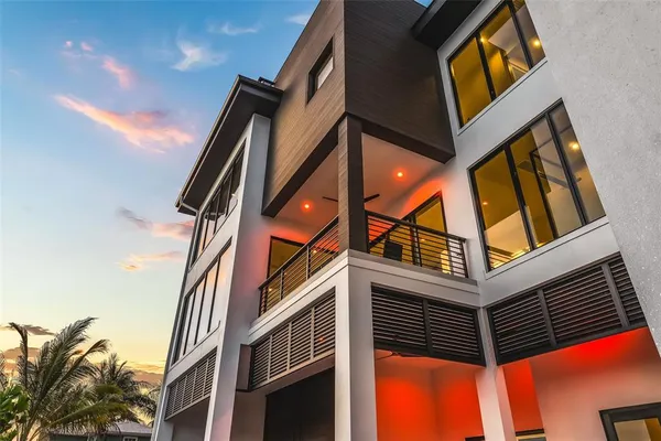 $6,495,000 | 101 7th Street South, Bradenton Beach, FL 34217