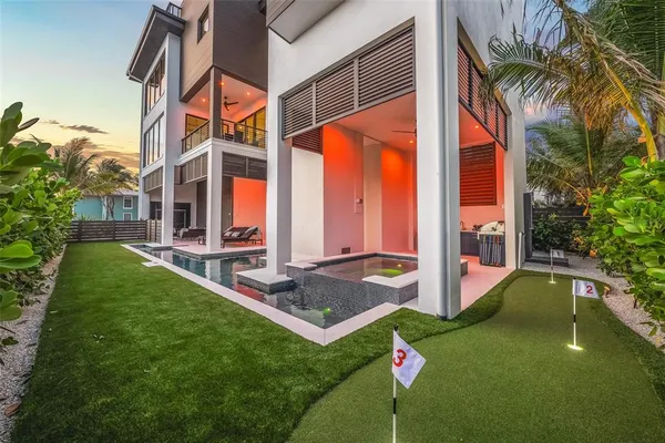 $6,495,000 | 101 7th Street South, Bradenton Beach, FL 34217