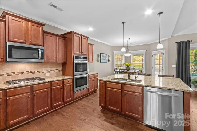 $779,999 | 4018 Halyard Drive, Denver, NC 28037