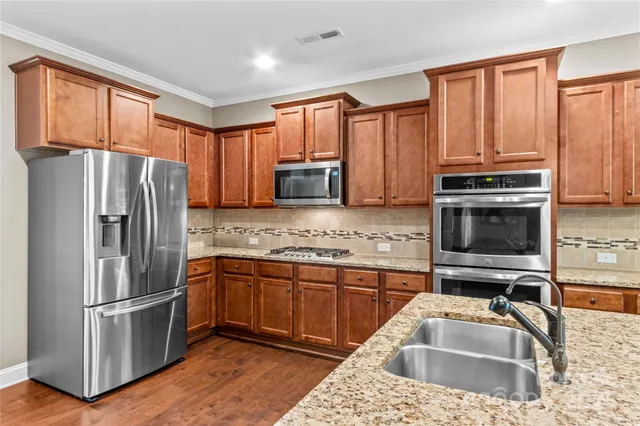 $779,999 | 4018 Halyard Drive, Denver, NC 28037