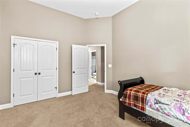 $779,999 | 4018 Halyard Drive, Denver, NC 28037