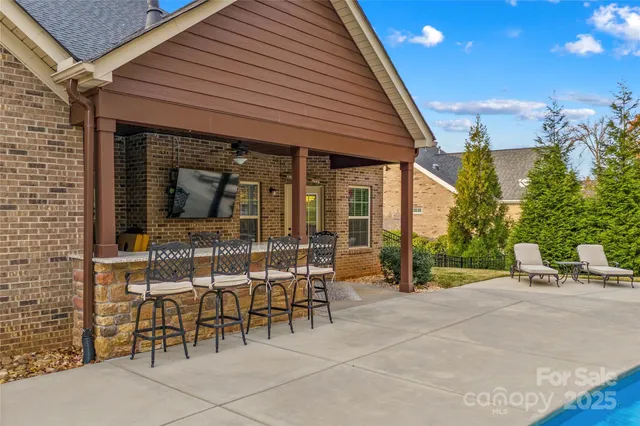 $779,999 | 4018 Halyard Drive, Denver, NC 28037