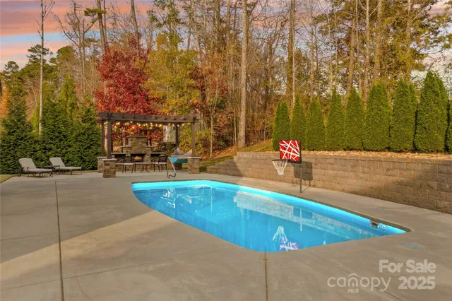 $779,999 | 4018 Halyard Drive, Denver, NC 28037