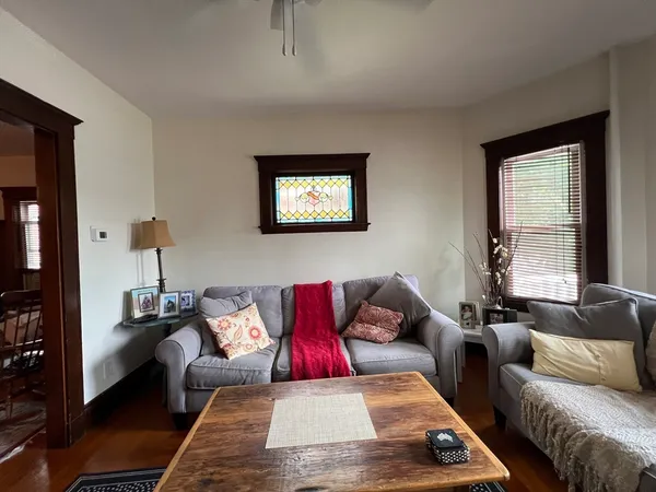 $3,900 | 67 Commonwealth Road, Unit 2, Watertown, MA 02472