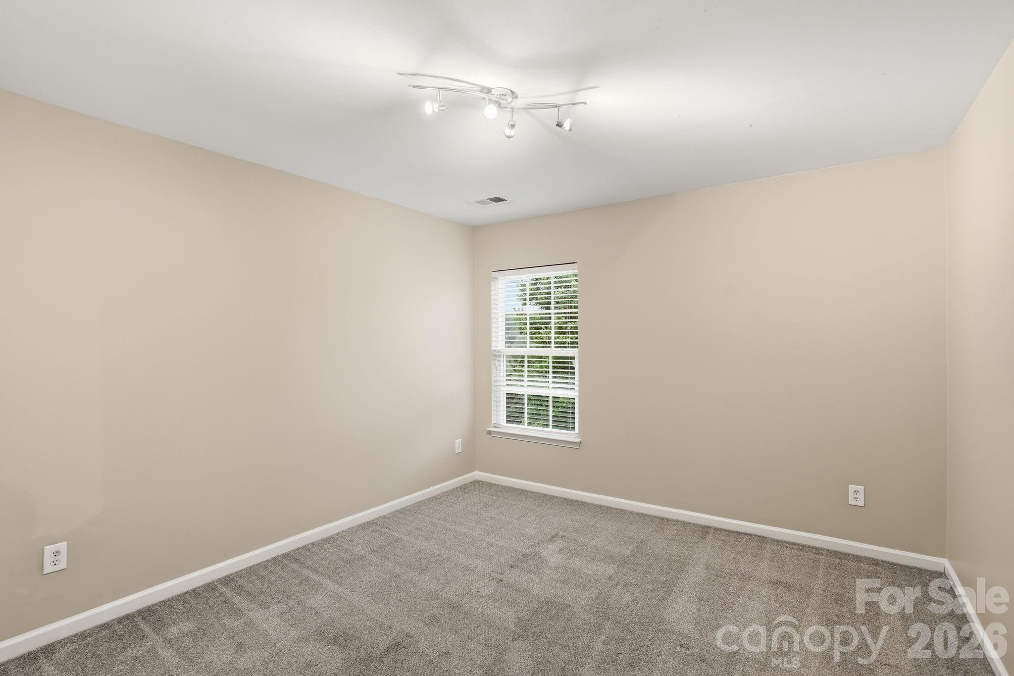 6427 Hermsley Road Charlotte, NC 28278 - Photo 10 of 45