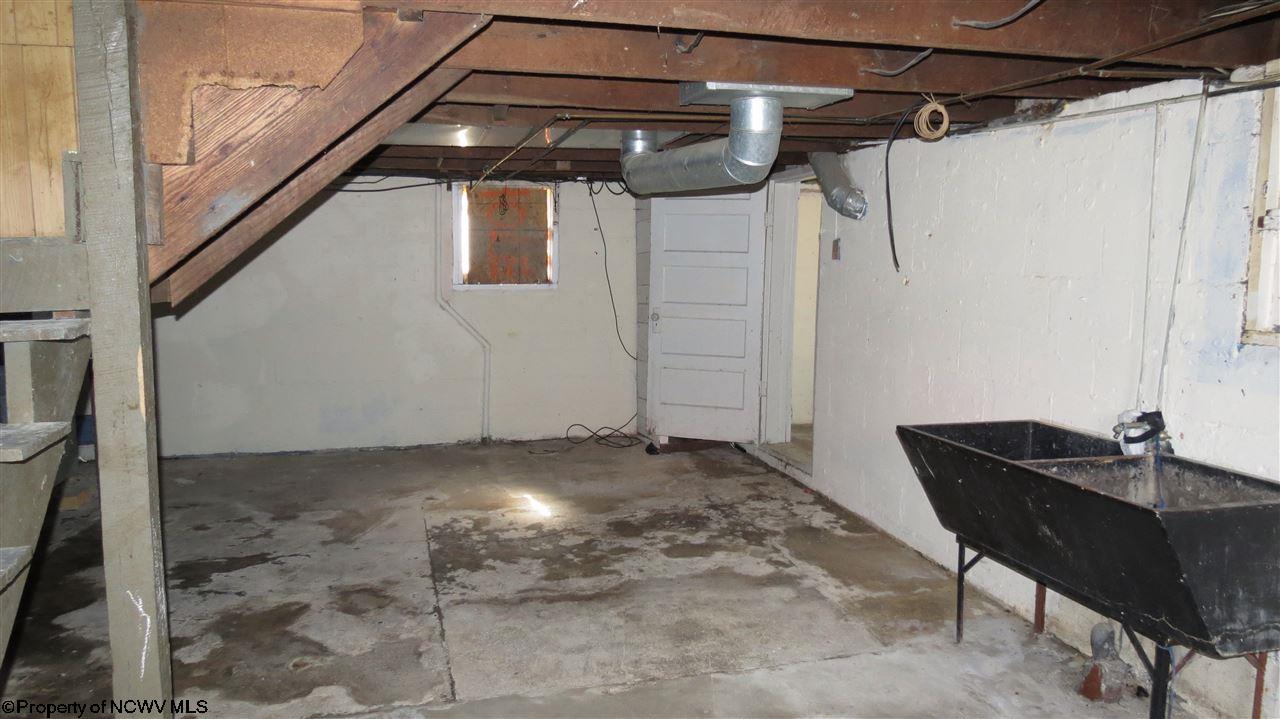 1210 Pleasant Valley Road Fairmont, WV 26554 - Photo 8 of 17 Gallery Image 8