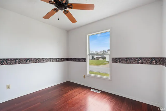 $259,000 | 821 Eagle Cove Drive, South Bend, IN 46614