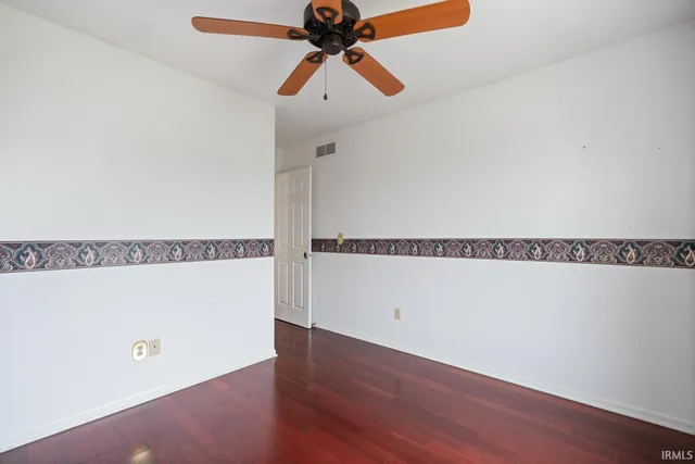 $259,000 | 821 Eagle Cove Drive, South Bend, IN 46614