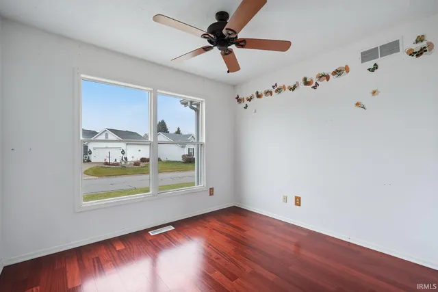 $259,000 | 821 Eagle Cove Drive, South Bend, IN 46614