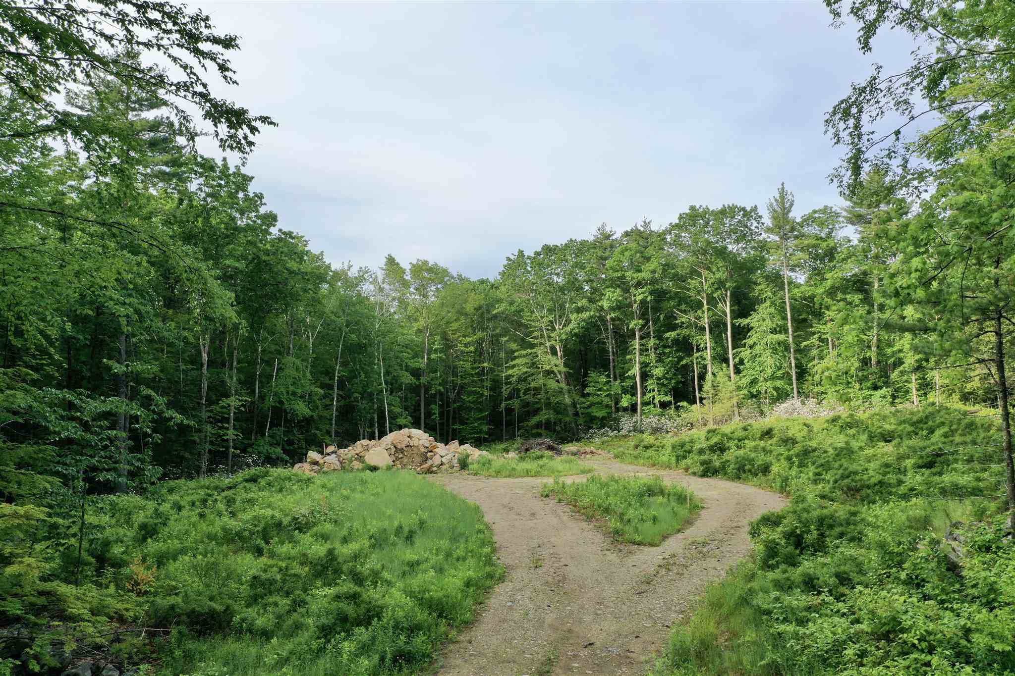 40 Pulpit Road Bedford, NH 03110 - Photo 11 of 20