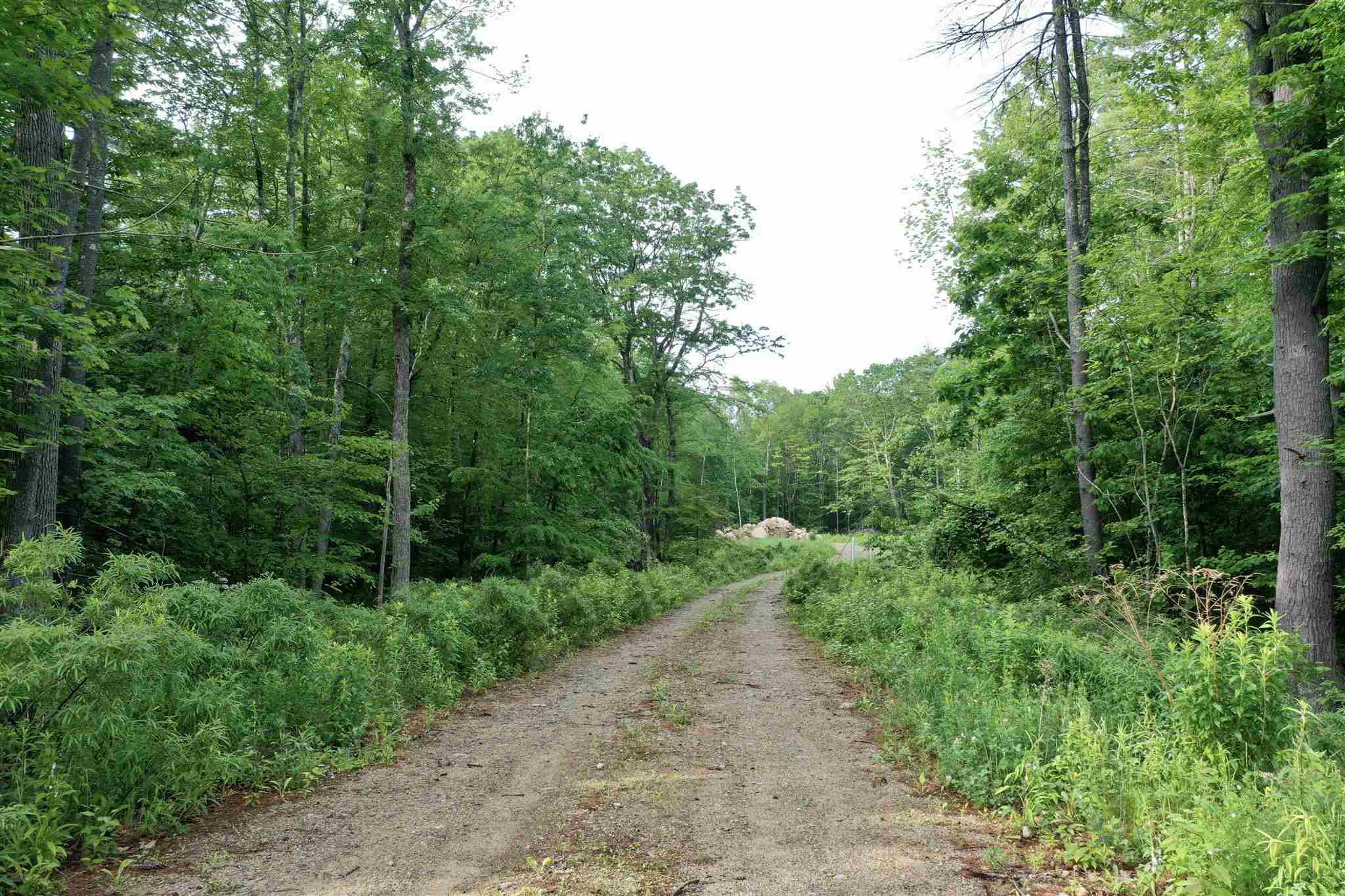 40 Pulpit Road Bedford, NH 03110 - Photo 16 of 20