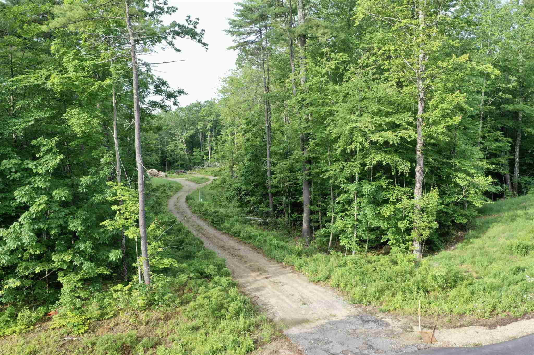40 Pulpit Road Bedford, NH 03110 - Photo 18 of 20
