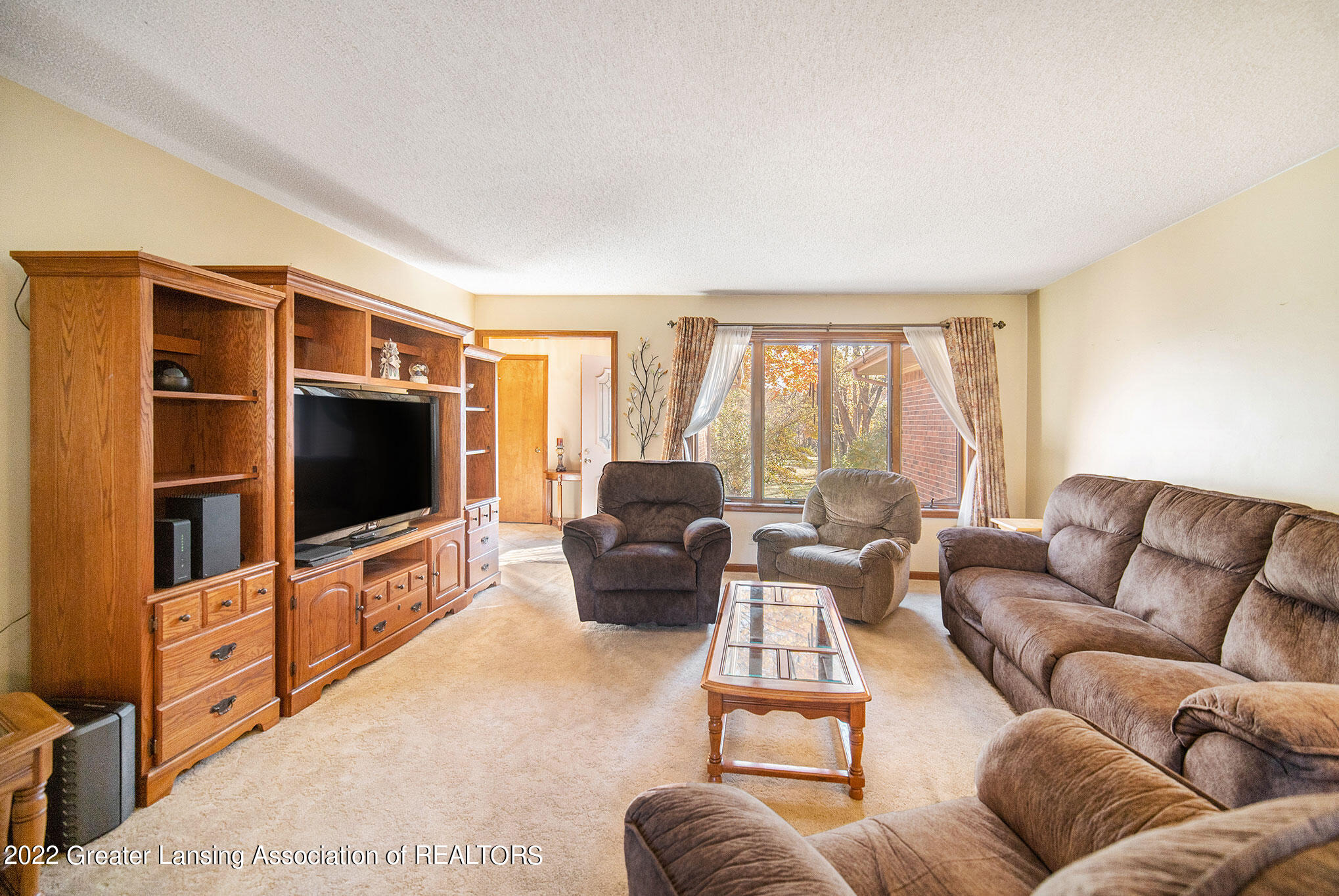 5027 Nixon Road Dimondale, MI 48821 - Photo 2 of 32 SBP__29