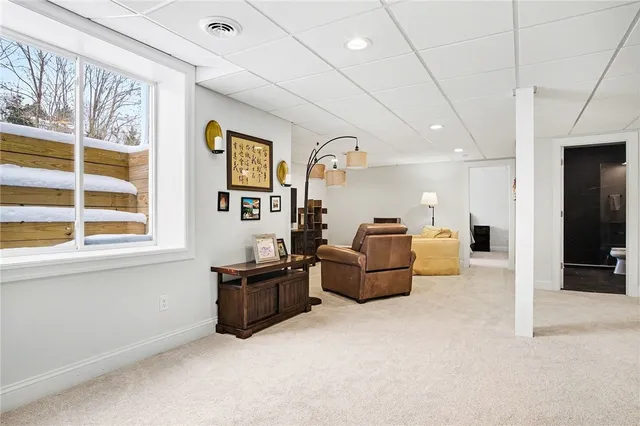 $668,800 | 16 Aden Hill, Pittsford, NY 14534