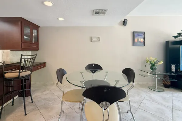 $3,750 | 96000 Overseas Highway, Unit S8, Key Largo, FL 33037