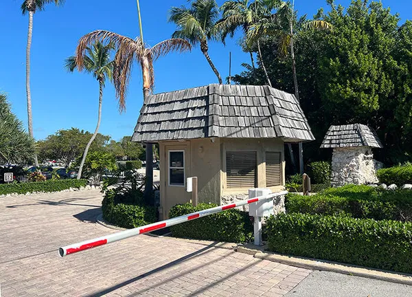 $3,750 | 96000 Overseas Highway, Unit S8, Key Largo, FL 33037