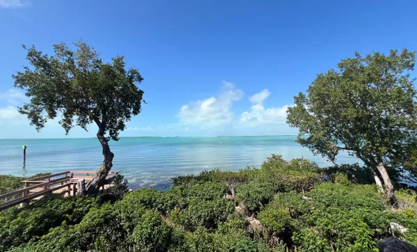 $3,750 | 96000 Overseas Highway, Unit S8, Key Largo, FL 33037