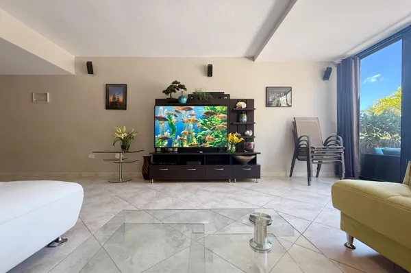 $3,750 | 96000 Overseas Highway, Unit S8, Key Largo, FL 33037