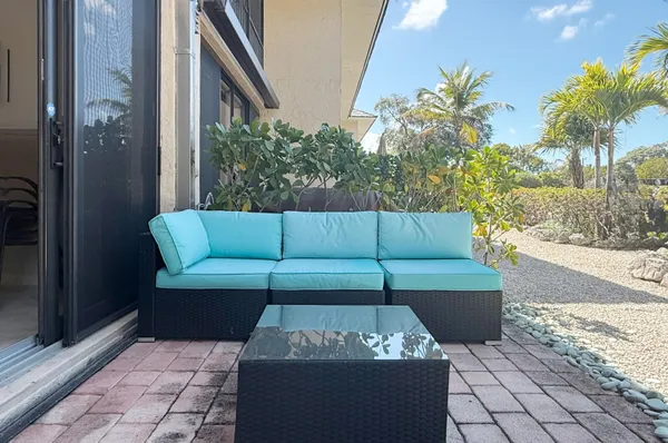 $3,750 | 96000 Overseas Highway, Unit S8, Key Largo, FL 33037