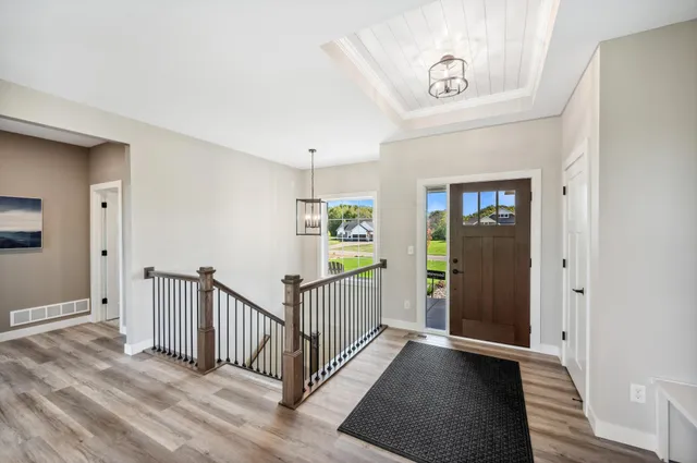 $1,075,000 | 10145 Heather Lane, Corcoran, MN 55374