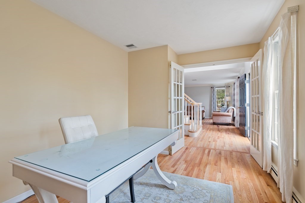5 Hampton Road Norfolk, MA 02056 - Photo 14 of 41 Gallery Image 14