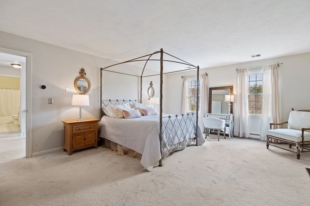 5 Hampton Road Norfolk, MA 02056 - Photo 20 of 41 Gallery Image 20