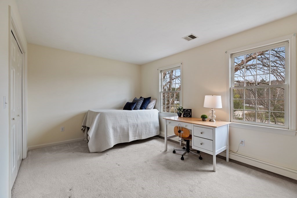 5 Hampton Road Norfolk, MA 02056 - Photo 25 of 41 Gallery Image 25