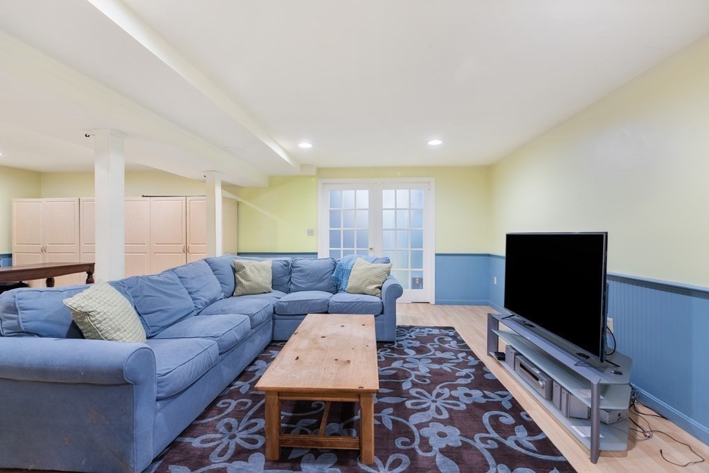5 Hampton Road Norfolk, MA 02056 - Photo 30 of 41 Gallery Image 30