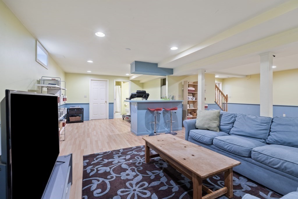 5 Hampton Road Norfolk, MA 02056 - Photo 32 of 41 Gallery Image 32