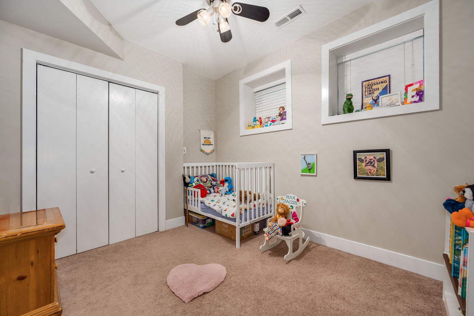 1958 West Byron Street, Unit 2 Chicago, IL 60613 - Photo 15 of 18