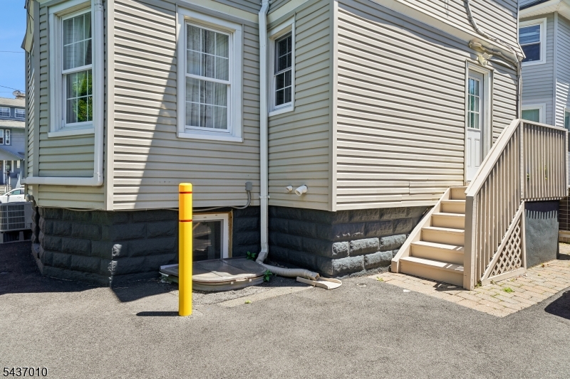 14 Grove Terrace Montclair, NJ 07042 - Photo 36 of 37