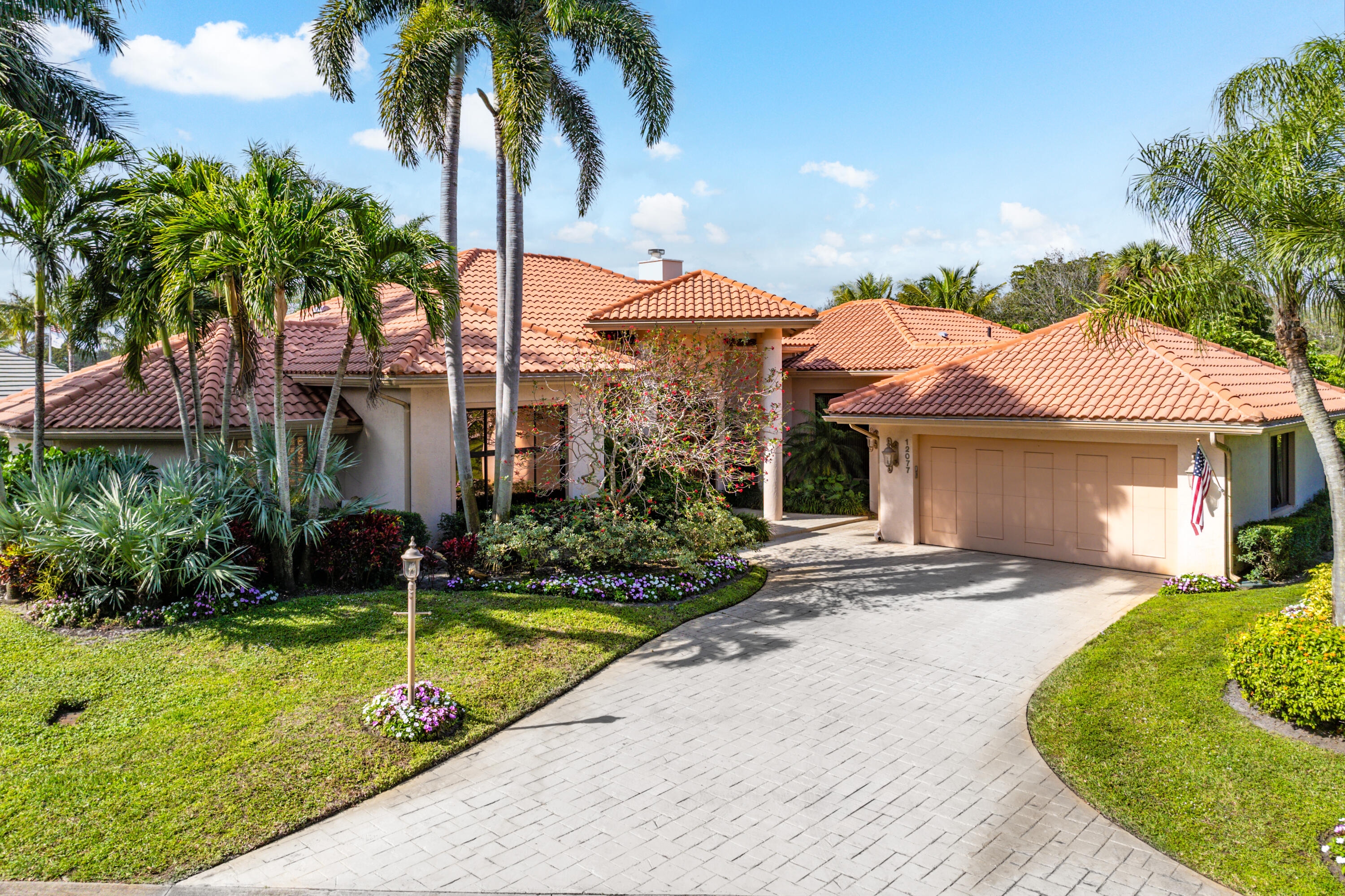 12077 Odyssey Road Boynton Beach, FL 33436 - Photo 3 of 44 040-12077OdysseyRoad-BoyntonBeach-FL-334