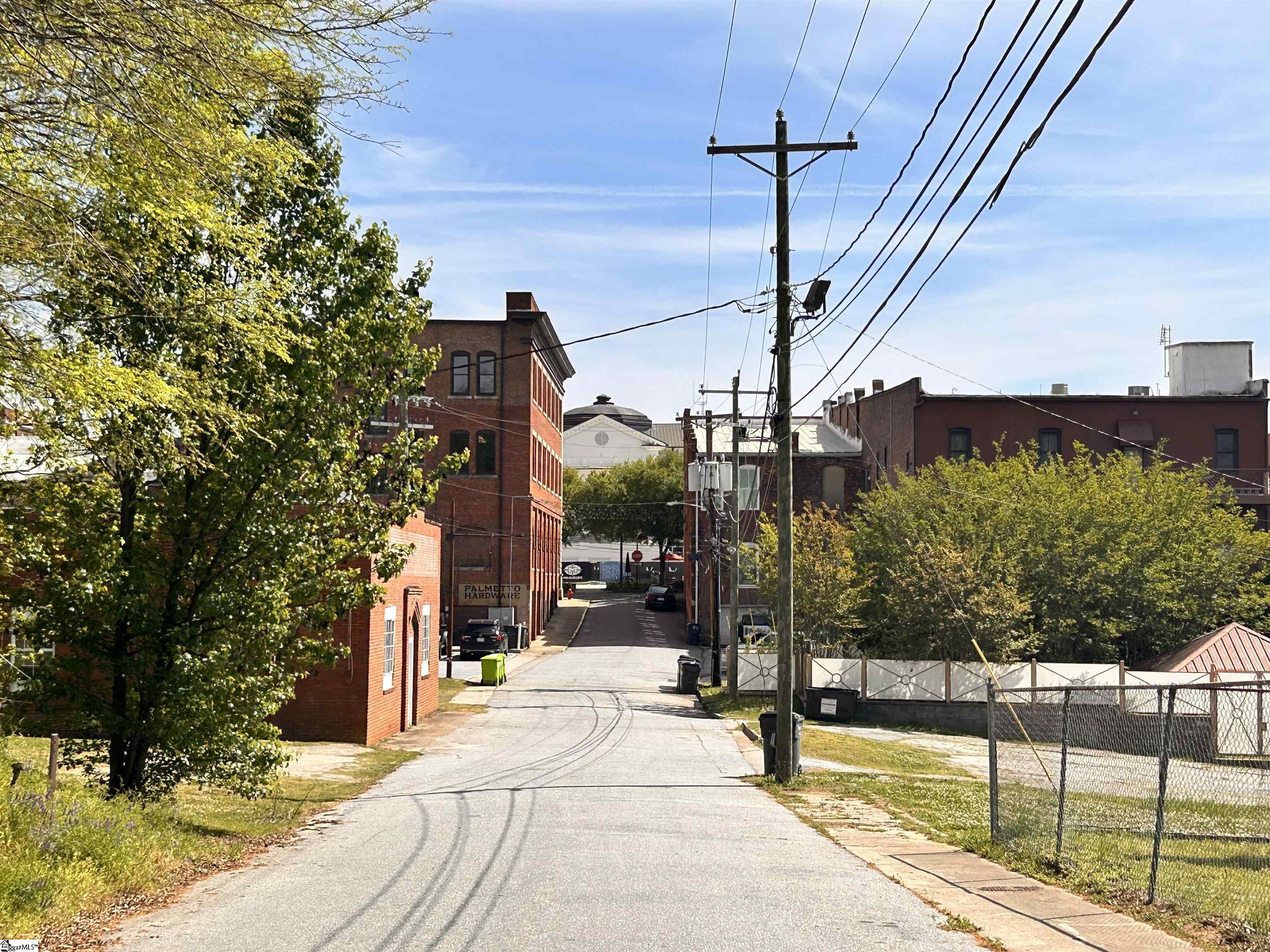 115 Silver Street Laurens, SC 29360 - Photo 3 of 5