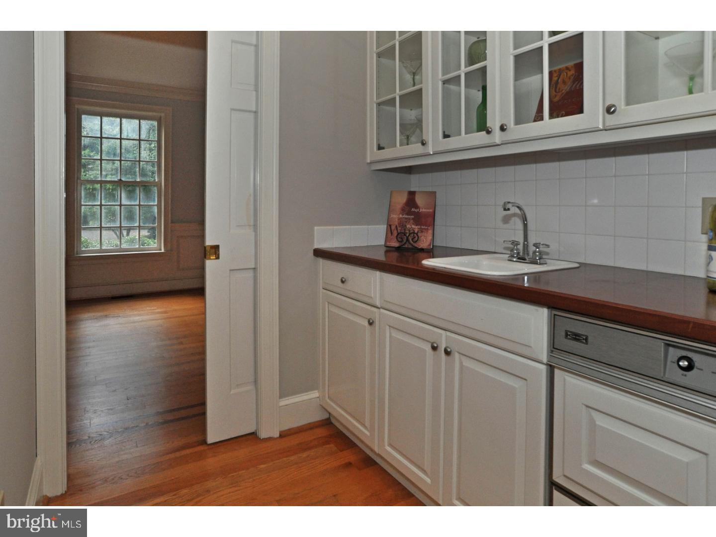 3820 Secondwoods Road Doylestown, PA 18902 - Photo 7 of 25 Butler Pantry