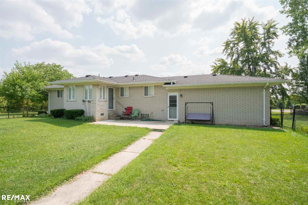 19585 21 Mile Road Macomb, MI 48044 - Photo 6 of 29 Back of Home