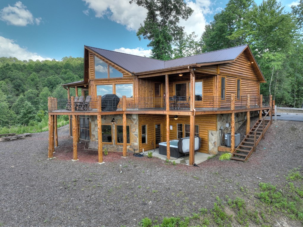 151 Lonesome Dove Trail Blue Ridge, GA 30513 - Photo 10 of 68 Gallery Image 10