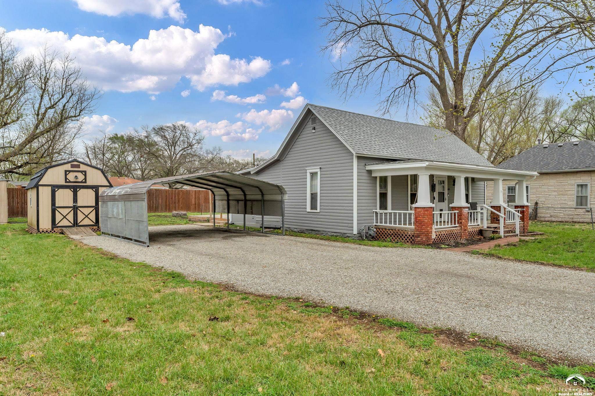 213 Cedar Street Perry, KS 66073 - Photo 27 of 36