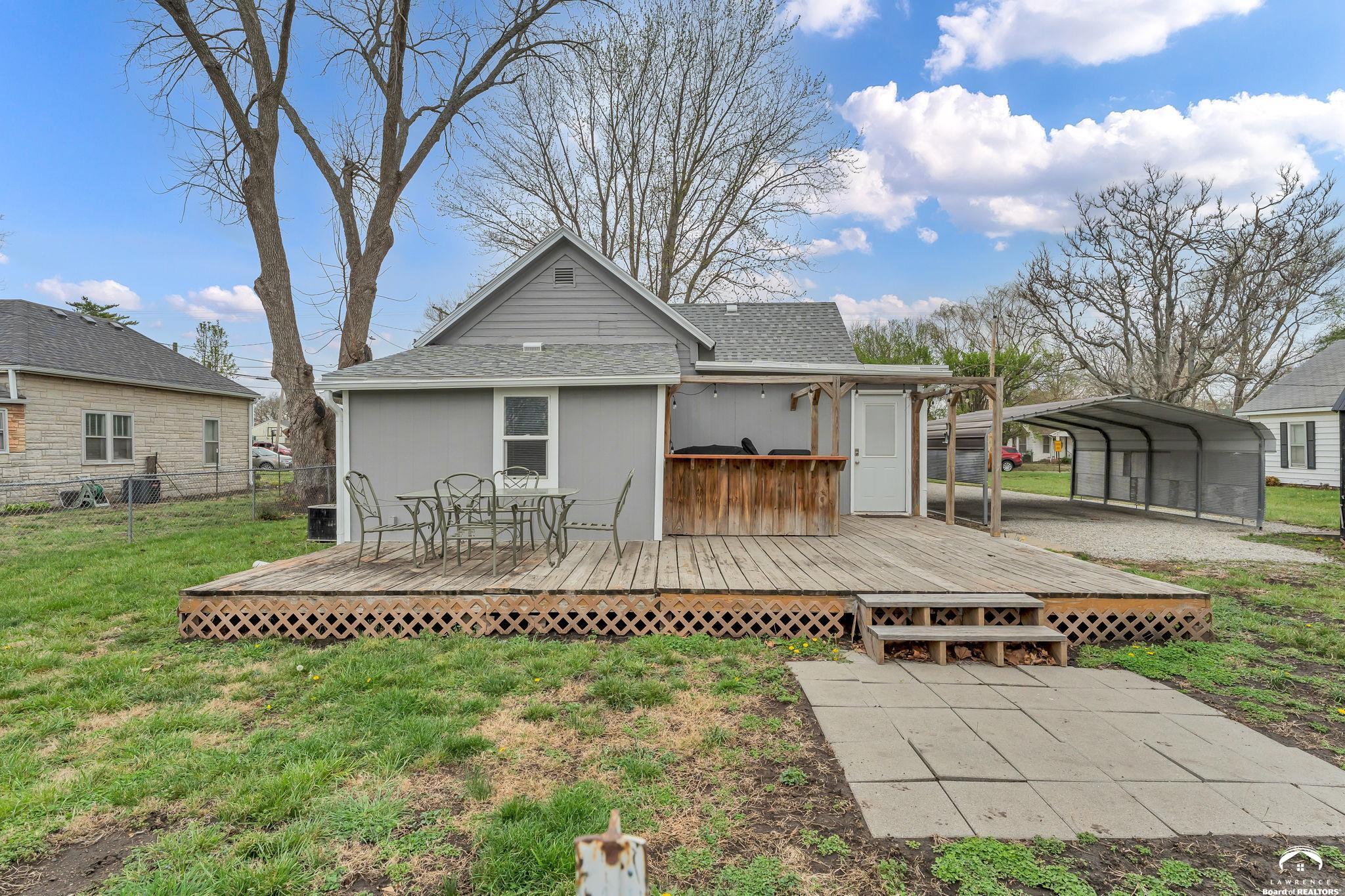 213 Cedar Street Perry, KS 66073 - Photo 32 of 36
