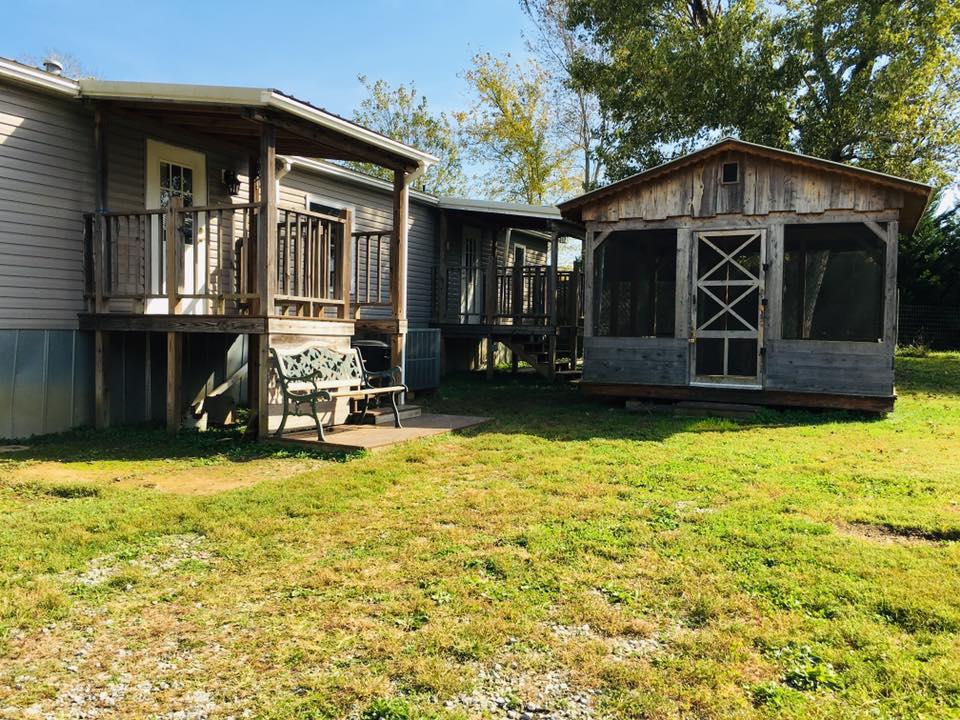873 Prosser Road Leoma, TN 38468 - Photo 14 of 25 a view of a house with yard and porch