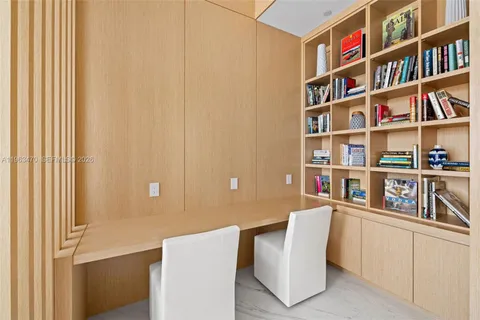 $675,000 | 4201 North Ocean Boulevard, Unit 208, Boca Raton, FL 33431